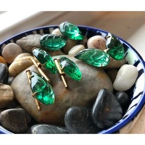 Vintage Gold & Green Leaf Carved Lucite Cuff Links & Blouse Shirt Studs 1950s